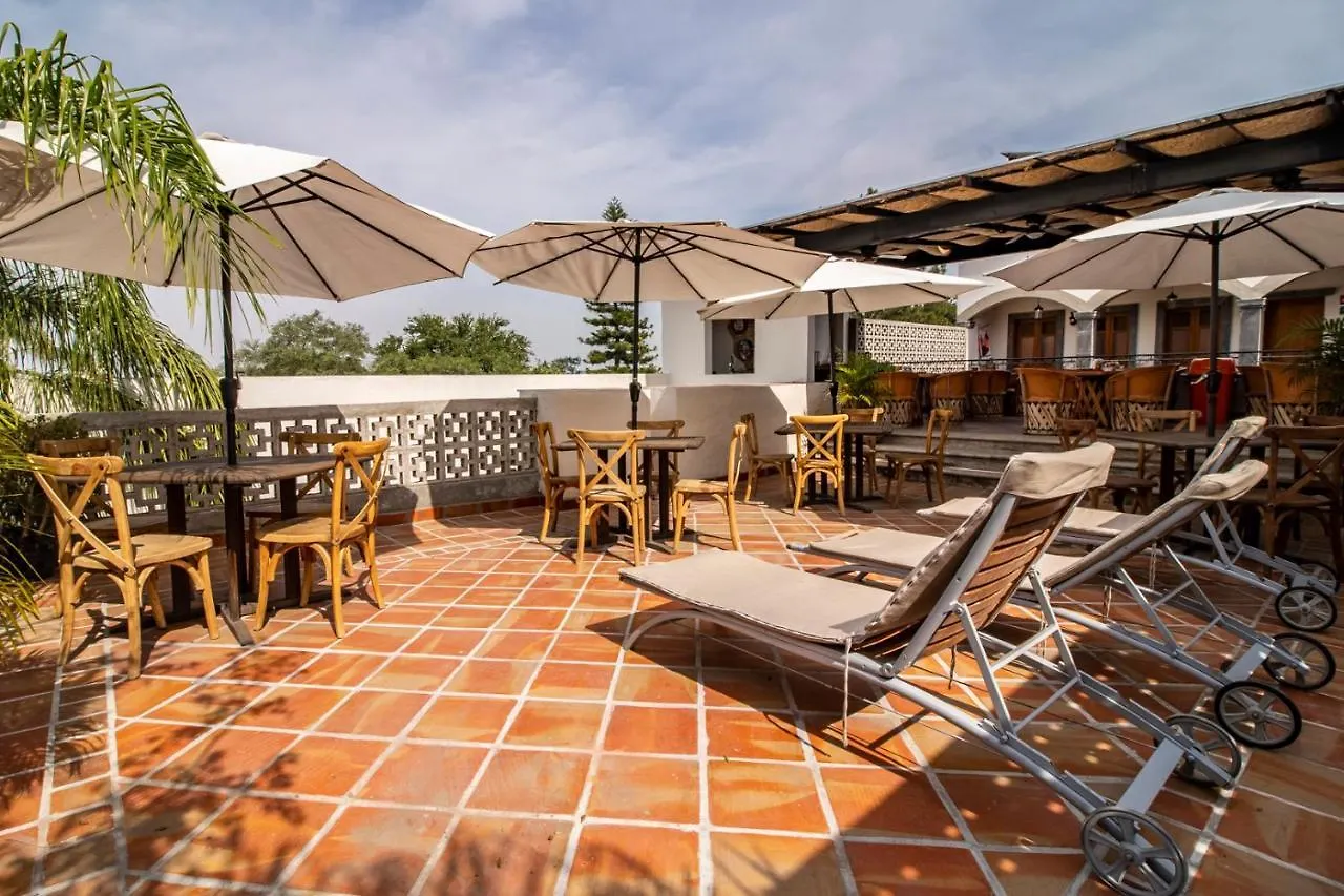 Puerta San Pedro Hotel Tlaquepaque
