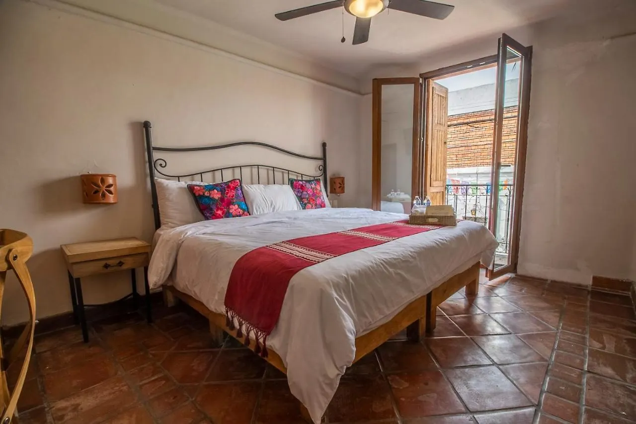 Puerta San Pedro Hotel Tlaquepaque