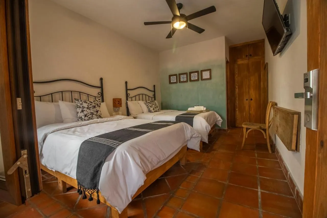 Puerta San Pedro Hotel Tlaquepaque