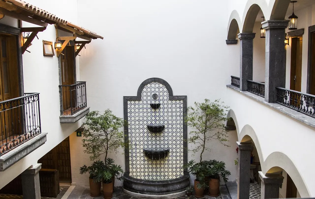 Puerta San Pedro Hotel Tlaquepaque