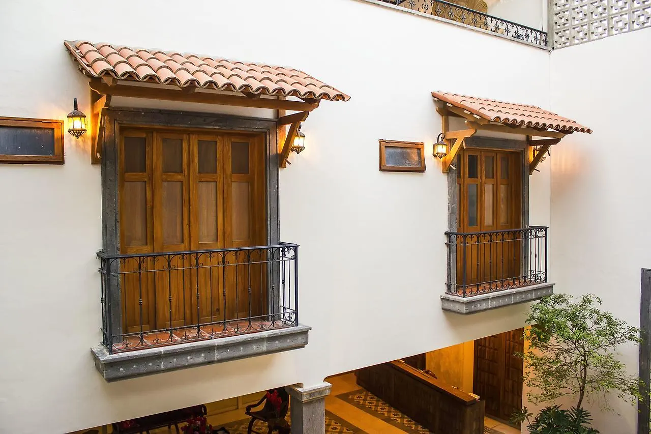 Puerta San Pedro Hotel Tlaquepaque