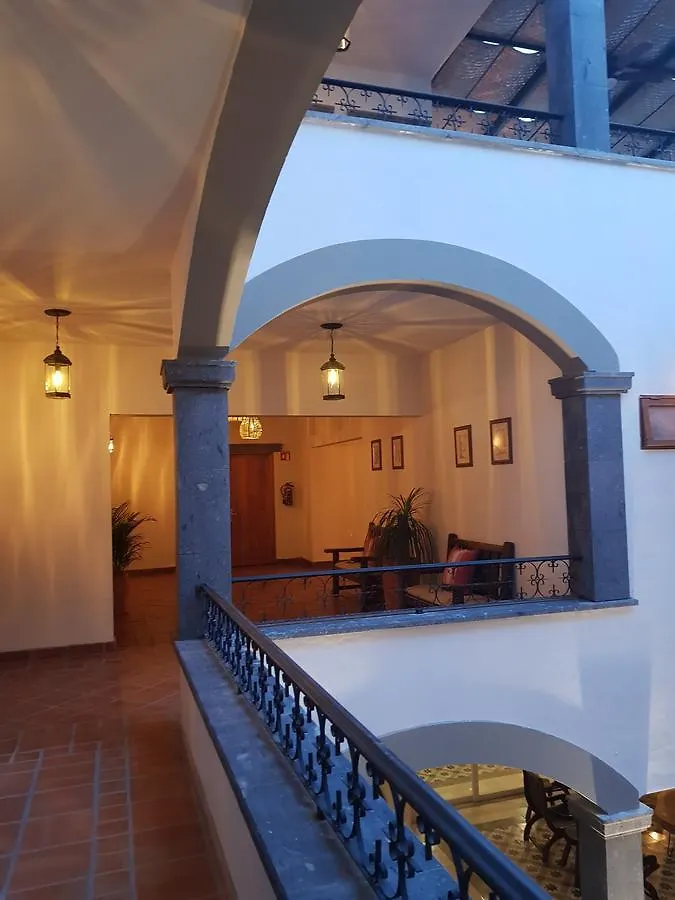 Puerta San Pedro Hotel Tlaquepaque