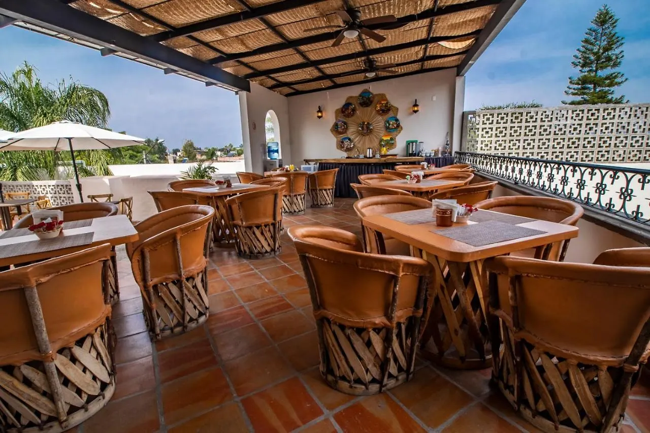 Puerta San Pedro Hotel Tlaquepaque